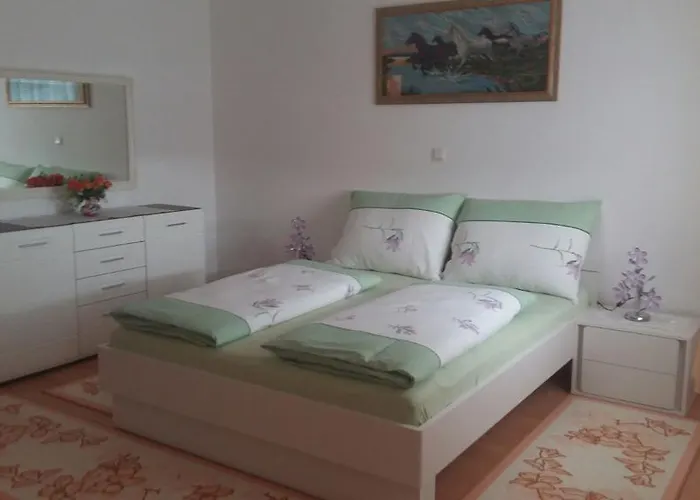 M&m Terzic Apartment