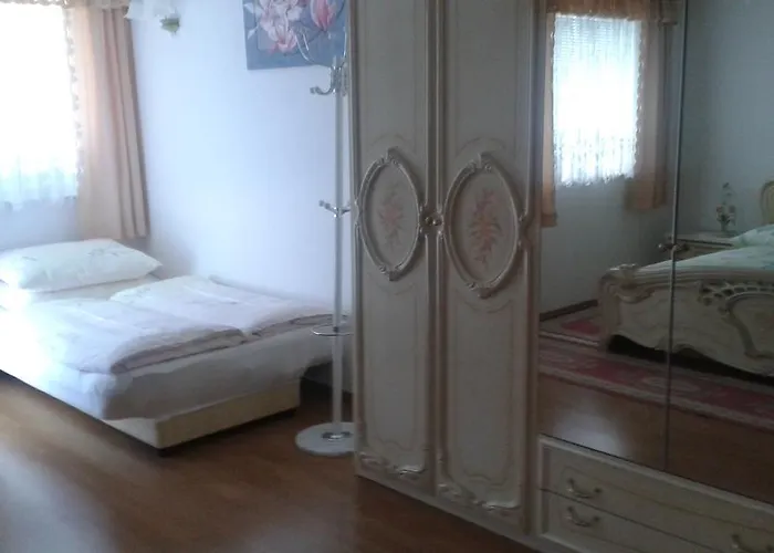 M&m Terzic Apartment *